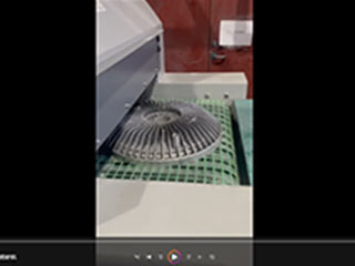 中山客户案例:LED灯外壳铝材自动喷砂机工作视频